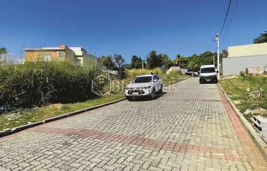 Imagem: O terreno possui 120m² de Área e está localizado em Campo