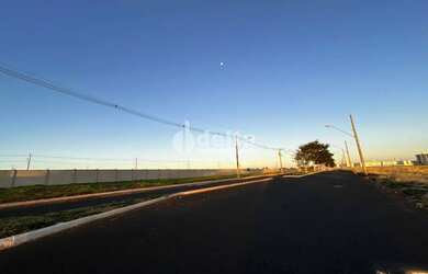 Imagem 4: Terreno disponível para venda 275 m² no bairro Grand Ville em Uberlândia-MG
