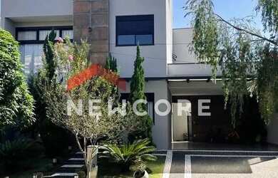 Imagem: A casa em condomínio possui 4 Dormitórios, 4 Banheiros, 4