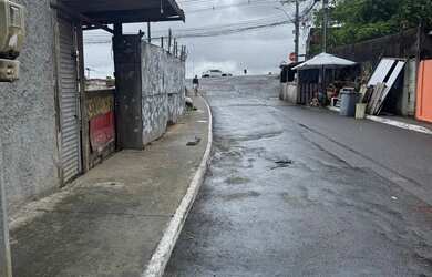 Imagem 2: Aluga-se kitnet. 1 Vaga na garageme1 Dormitório