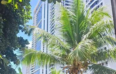 Imagem: O apartamento possui 1 Dormitório, 1 Banheiro, 1 Vaga na garagem