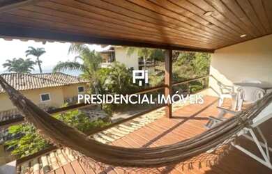 Imagem: A casa em condomínio possui 3 Dormitórios, 3 Banheiros, 1