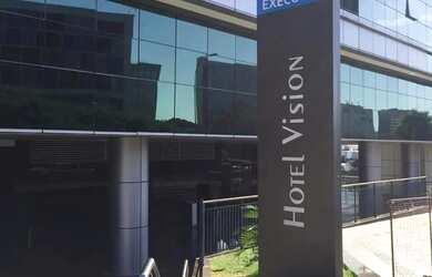 Imagem: O studio possui 1 Dormitório, 1 Banheiro, 1 Vaga na garagem