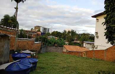 Imagem: O terreno possui 453m² de Área e está localizado em Pitangueiras