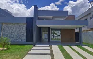 Imagem: A casa em condomínio possui 4 Dormitórios, 4 Banheiros, 4