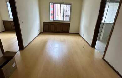 Imagem: O apartamento possui 1 Dormitório, 1 Banheiro, 1 Vaga na garagem