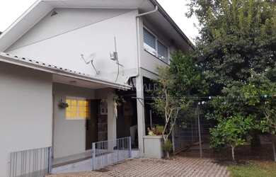 Imagem 4: Casa Jardim Esmeralda. Guarda roupa, 327m² de Área, 2 Banheirose2 Dormitórios