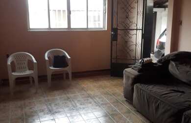 Imagem 5: Casa Centro de SG. Varanda, 120m² de Área, 1 Vaga na garageme3 Dormitórios