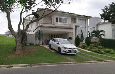 Imagem: A casa em condomínio possui 3 Dormitórios, 3 Banheiros, 2