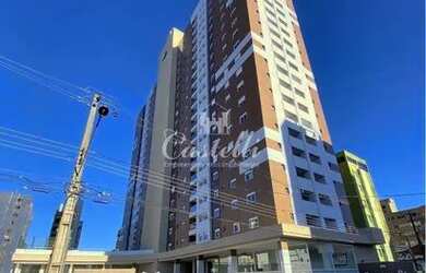 Imagem: O apartamento possui 3 Dormitórios, 1 Banheiro, 2 Vagas na