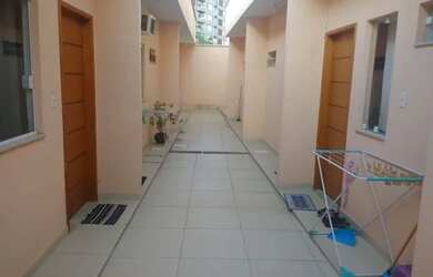 Imagem: A kitnet possui 1 Dormitório e 1 Banheiro e está localizado