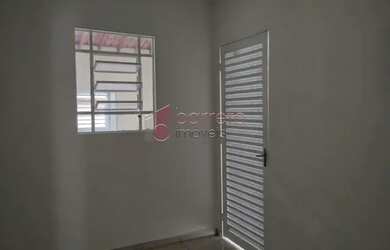 Imagem 3: Casa Padrão em Jundiaí. Varanda, 50m² de Área, 2 Vagas na garageme2...