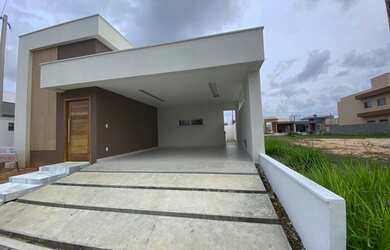 Imagem: A casa em condomínio possui 3 Dormitórios, 3 Banheiros, 2