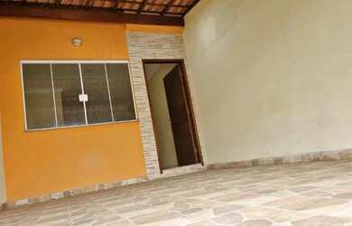 Imagem: A casa possui 2 Dormitórios, 1 Banheiro, 1 Vaga na garagem