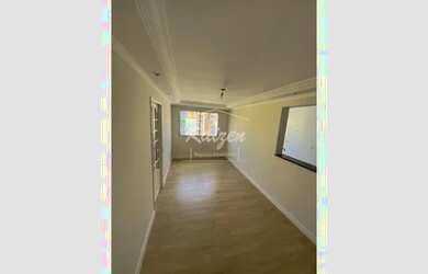 Imagem: O apartamento à venda possui 2 Dormitórios, 1 Banheiro, 1