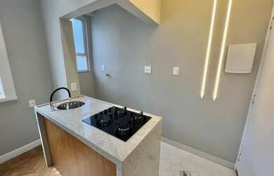 Imagem: O apartamento possui 1 Dormitório, 1 Banheiro, 45m² de Área