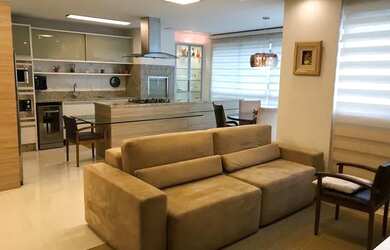 Imagem: O apartamento possui 2 Dormitórios, 2 Banheiros, 2 Vagas na