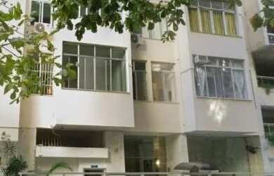 Imagem: O apartamento possui 2 Dormitórios, 1 Banheiro, 51m² de Área