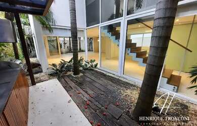 Imagem 3: Casa 3 quartos, 300 m², à venda por R$ 2.000.000 ou aluguel por R$ 12.000/mês-...