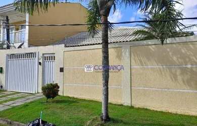 Imagem: A casa possui 3 Dormitórios, 3 Banheiros, 3 Vagas na garagem