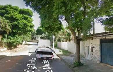 Imagem 1: Casas venda investidores. 500m² de Área, 5 Vagas na garageme3 Dormitórios