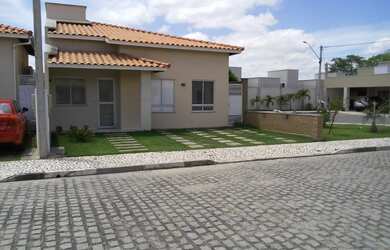 Imagem: A casa em condomínio possui 2 Dormitórios, 1 Banheiro, 4 Vagas