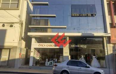 Imagem: O depósito possui 123m² de Área e está localizado em Centro