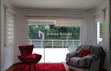 Imagem: A casa em condomínio possui 3 Dormitórios, 5 Banheiros, 4