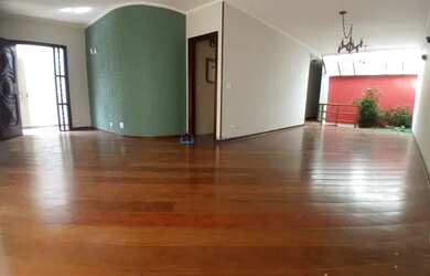 Imagem: Excelente sobrado residencial para locação! Ótima região!