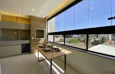 Imagem: O apartamento possui 3 Dormitórios, 3 Banheiros, 2 Vagas na