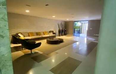 Imagem: O apartamento possui 3 Dormitórios, 3 Banheiros, 2 Vagas na