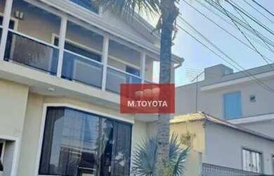 Imagem: A casa em condomínio possui 4 Dormitórios, 4 Banheiros, 5