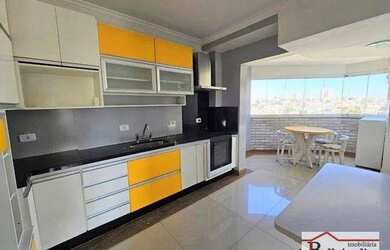 Imagem: O apartamento possui 3 Dormitórios, 3 Banheiros, 3 Vagas na