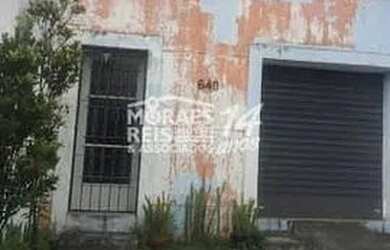 Imagem: O depósito à venda possui 2 Vagas na garagem e 120m² de Área