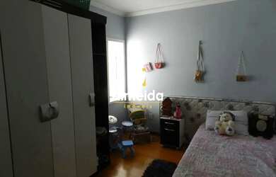 Imagem 9: SOBRADO 6 DORMITÓRIOS. Churrasqueira, Lareira, 2 Vagas na garageme5 Dormitórios