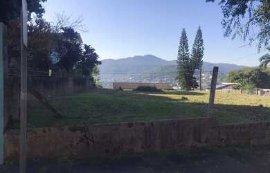 Imagem: O terreno possui 646m² de Área, Imóvel novo e está localizado