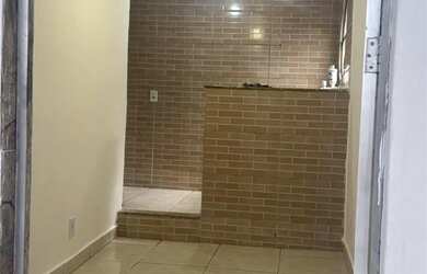 Imagem 2: Alugo kitnet 650 reais. Varanda, 50m² de Área, 1 Banheiroe1 Dormitório