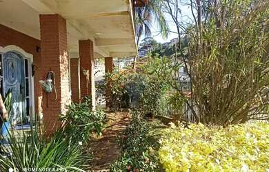 Imagem 1: Encantadora Casa em Mairiporã: Conforto e Praticidade