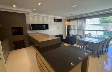 Imagem 5: Frente Mar no Atlantic Paradise Meia Praia, 4 Suítes 03 Vagas, Mobiliado,...