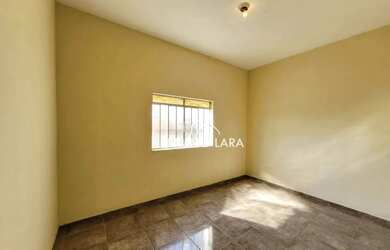 Imagem 13: Casa disponível para locação no Centro - Igarapé/MG