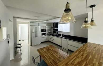 Imagem 9: Casa disponível com 4 quartos sendo 4 suítes para locação no bairro...