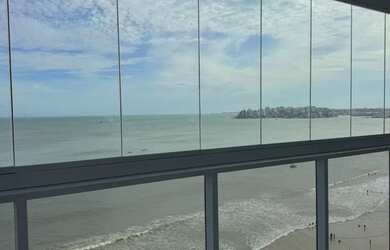 Imagem 2: Imóvel para venda possui 155 metros quadrados com 4 quartos em Praia...