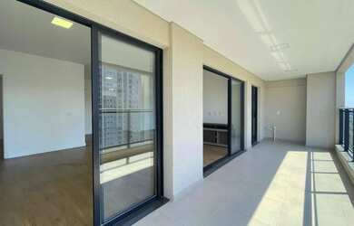 Imagem: O apartamento possui 3 Dormitórios, 4 Banheiros, 3 Vagas na