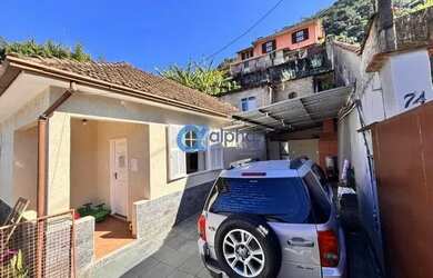 Imagem 1: Ótima casa com Área Gourmet e Garagem - Quitandinha-Petrópolis/RJ