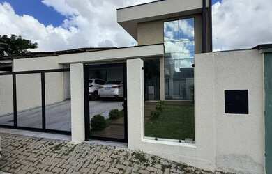 Imagem: A casa em condomínio possui 3 Dormitórios, 3 Banheiros, 4