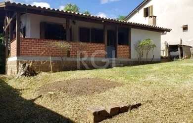 Imagem 2: Casa em Porto Alegre, no bairro Hípica, com 2 dormitório s , e 2 banheiros,...