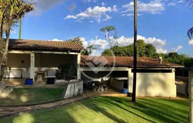 Imagem: A fazenda possui 8.000m² de Área e está localizado em Chácaras