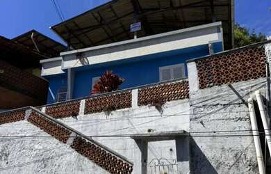 Imagem: Vendo casa no Jardim Salvador - Petrópolis RJ com 2 quartos