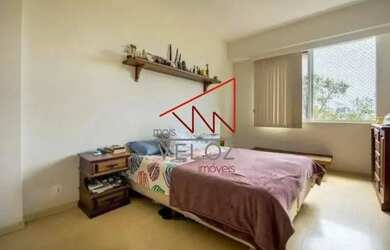 Imagem: O apartamento possui 3 Dormitórios, 3 Banheiros, 230m² de