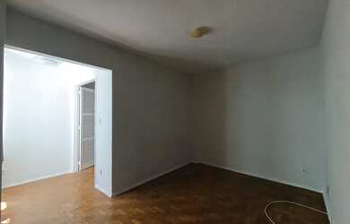 Imagem 6: APARTAMENTO NA PRAÇA SAENS PEÑA, EM FRENTE A ESTAÇÃO DO METRÔ SAENS...